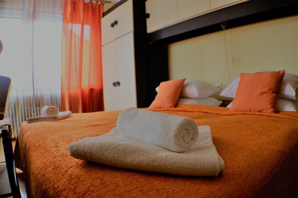 Altan Apartments เฮวิซ ภายนอก รูปภาพ