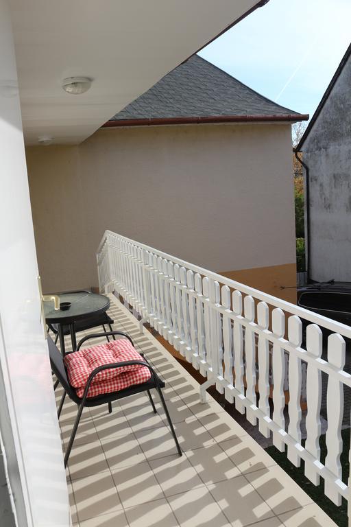 Altan Apartments เฮวิซ ภายนอก รูปภาพ