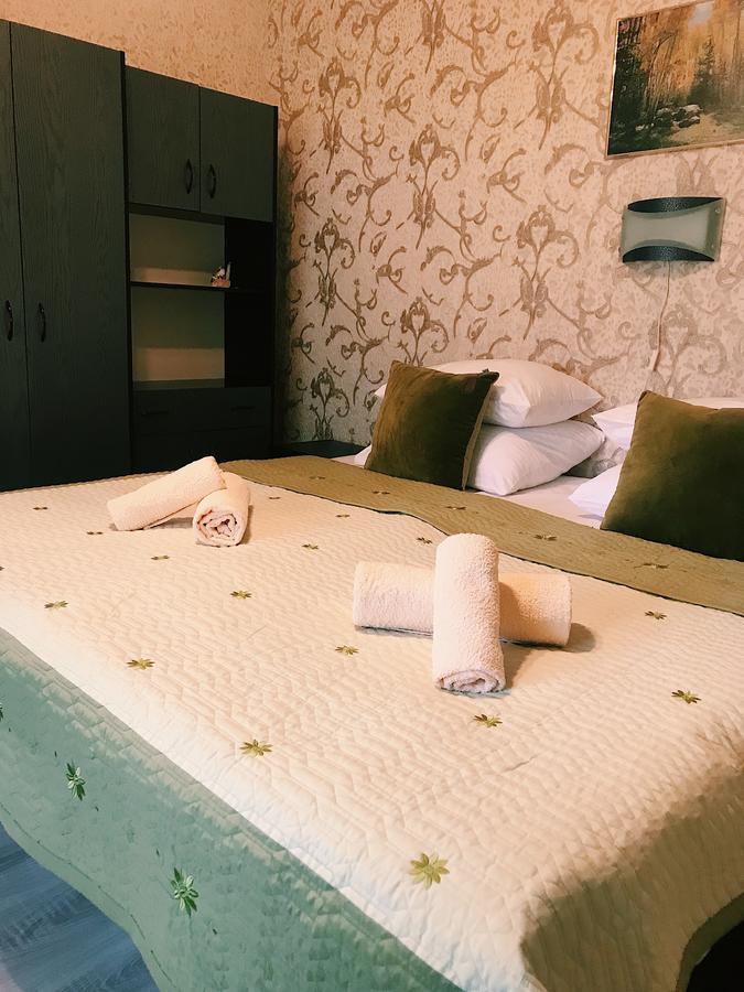 Altan Apartments เฮวิซ ภายนอก รูปภาพ